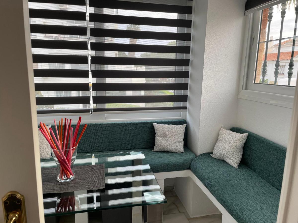 Apartamento En Torremolinos Con Piscina Exteriör bild