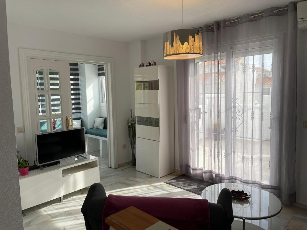 Apartamento En Torremolinos Con Piscina Exteriör bild