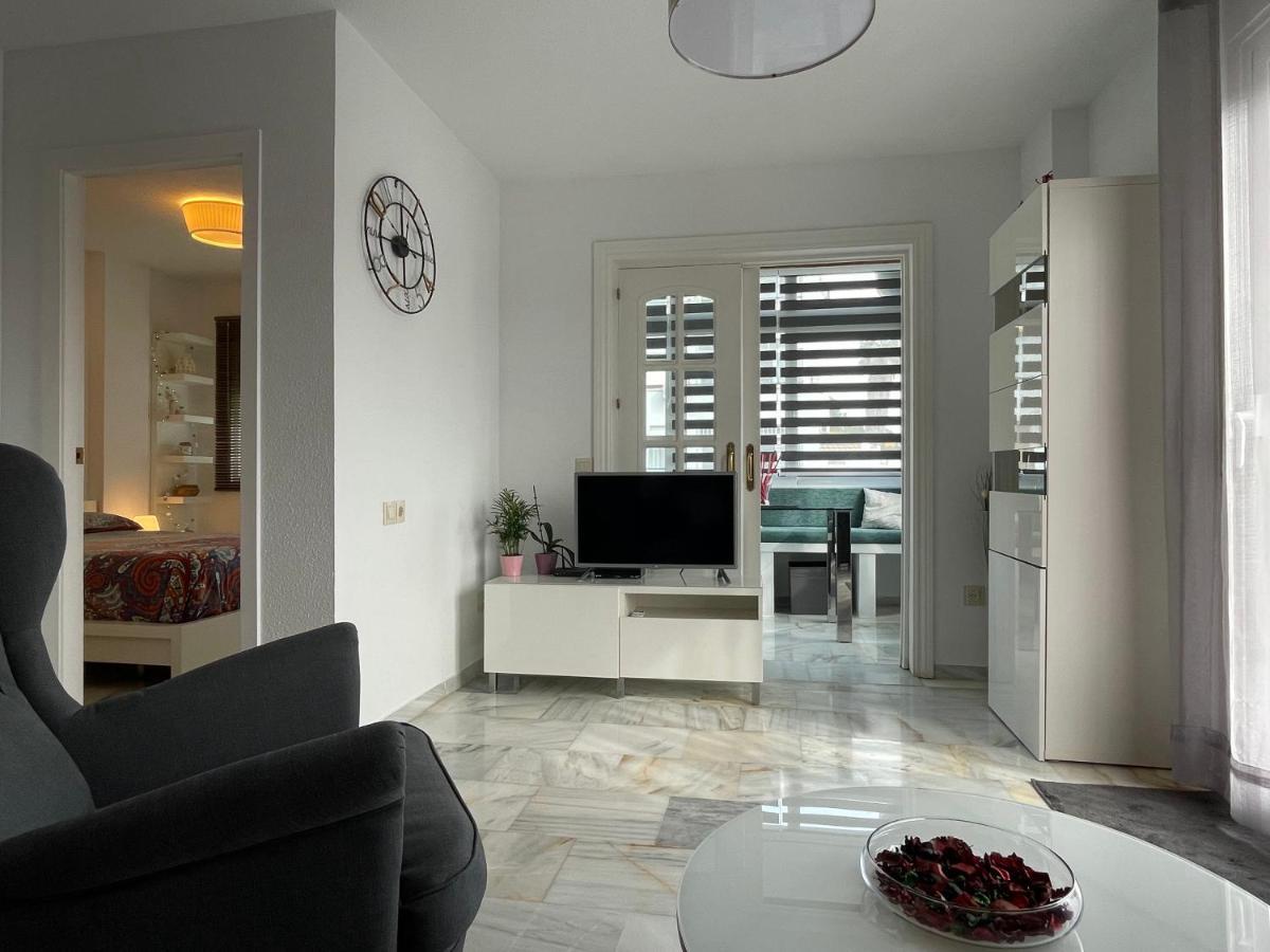 Apartamento En Torremolinos Con Piscina Exteriör bild
