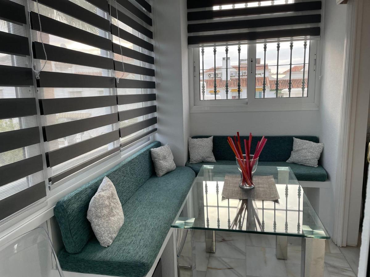 Apartamento En Torremolinos Con Piscina Exteriör bild